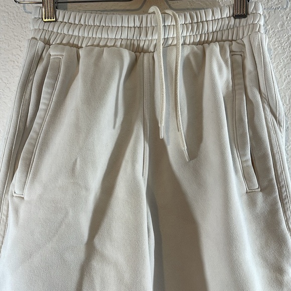 ADIDAS 3 STRIPE SHORTS Zipper Pockets Size XS Unisex - Picture 4 of 16